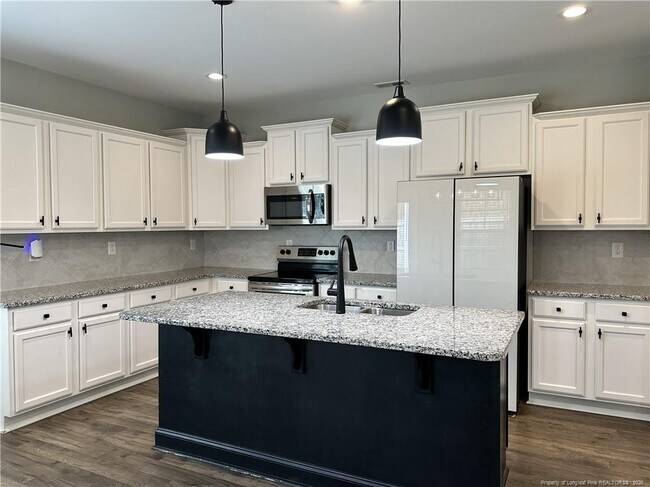 Building Photo - 137 Ledford Ave