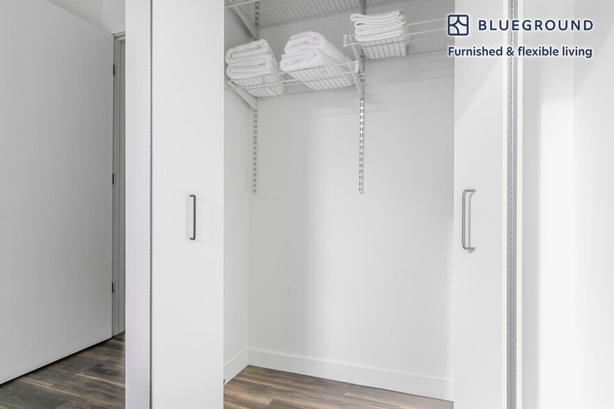 Building Photo - 61 W Erie St