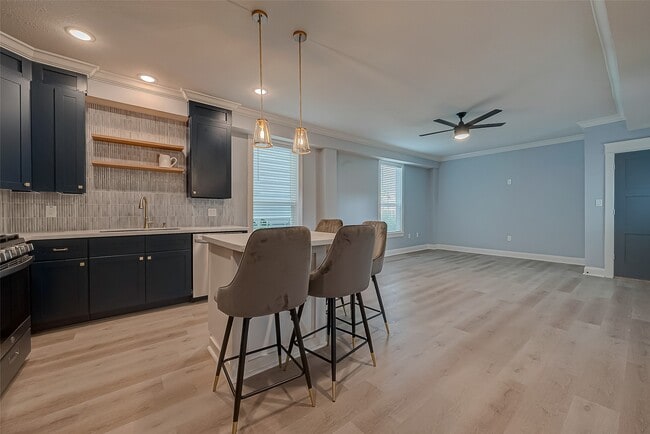 Building Photo - 1110 Avenue K Ave