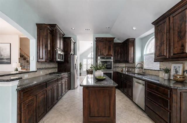 Building Photo - 4513 Oxbow Dr