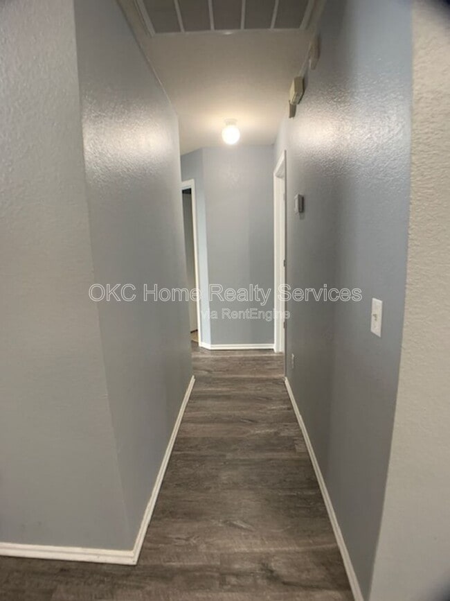 Building Photo - 16313 Everglade Ln