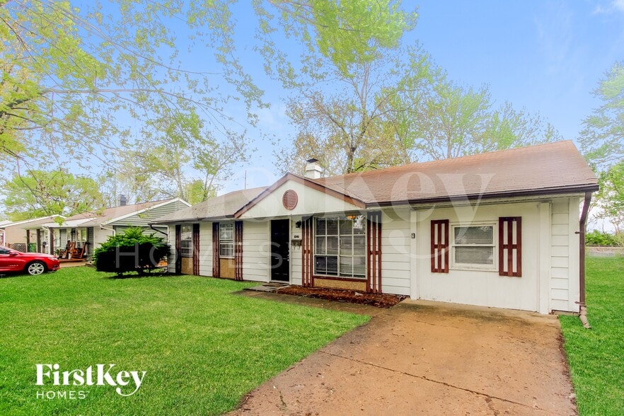 Building Photo - 1541 Younce St