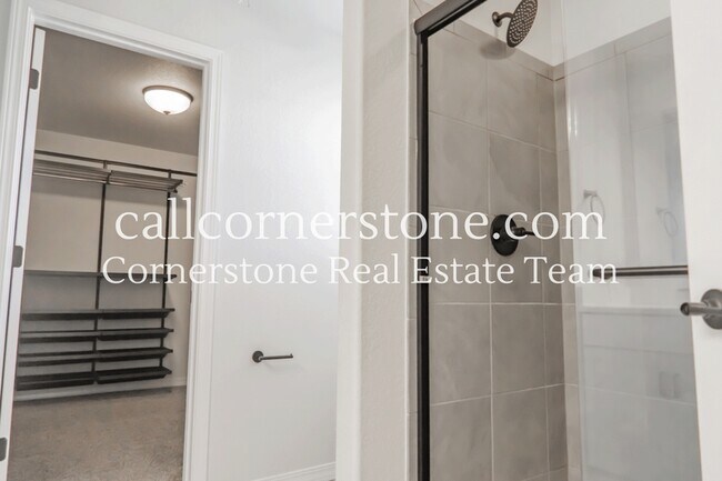 Building Photo - 8782 Beaverhead Cir