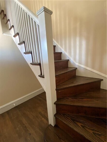 Building Photo - 130 Wollaston St