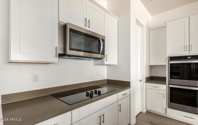 Building Photo - 10131 W Camino De Oro