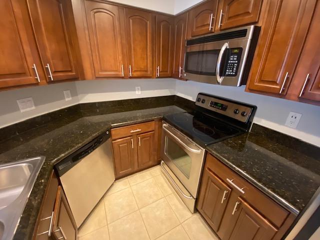 Building Photo - 6000-10 Shepherd Mountain Cove