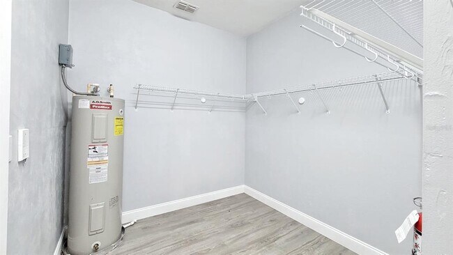 Building Photo - 110 SW 145th Dr