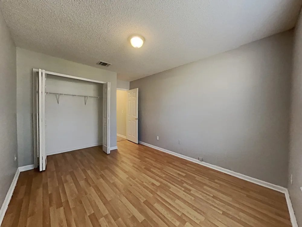 Building Photo - 8515 Iron Mill Ct