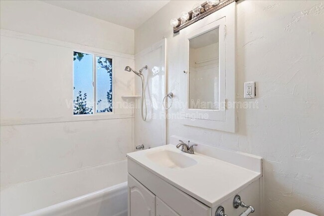 Building Photo - 1503 26th St