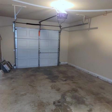 Building Photo - 920 Sierra Vista Ct