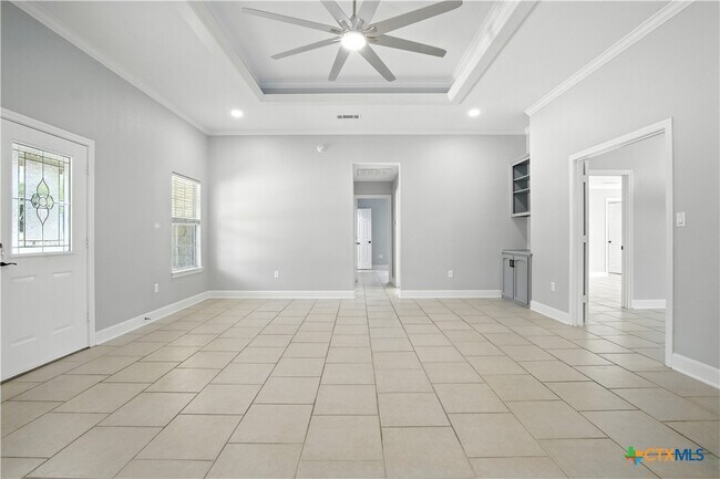 Building Photo - 4005 Midway Dr