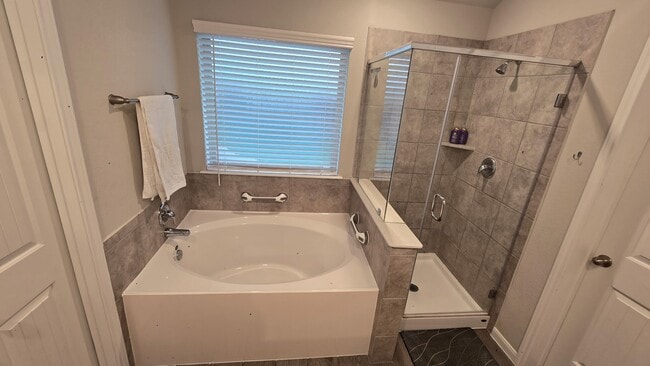 Building Photo - 5343 Sunny Ray Dr
