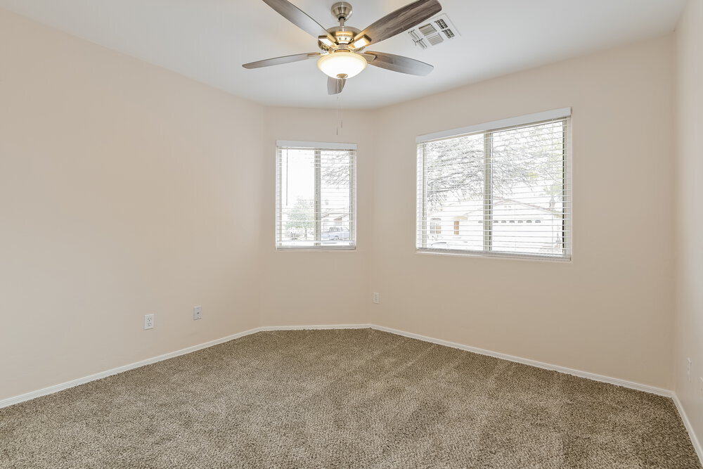 Building Photo - 422 W Tara Danette Dr