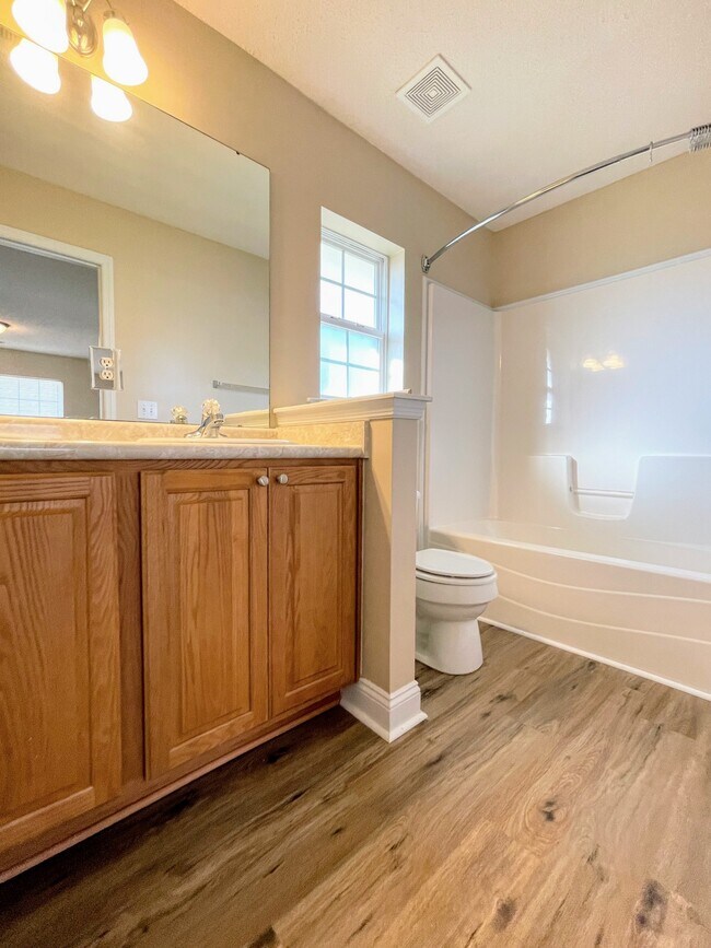 Building Photo - 29712 Robert Lee Ct