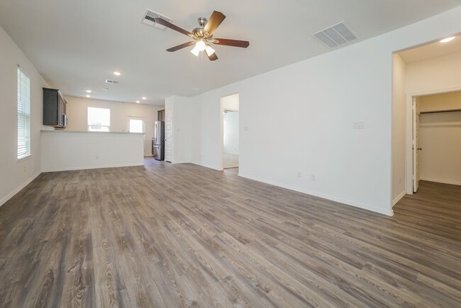 Building Photo - 16630 Spirit St