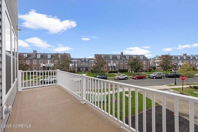 Building Photo - 20 Barton Ave