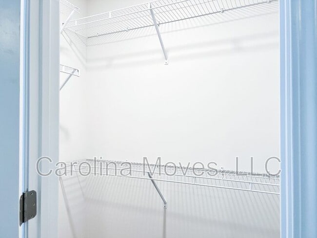 Building Photo - 15 Apollo View Ln