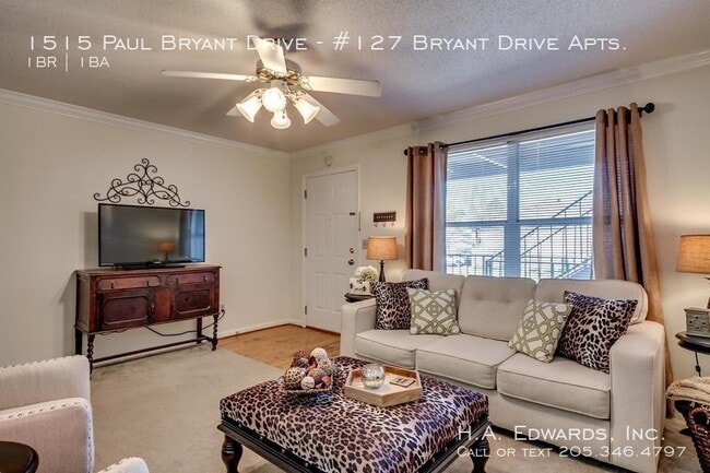 Primary Photo - 1515 Paul Bryant Dr