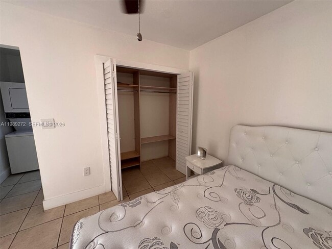 Building Photo - 842 SW 89th Ave