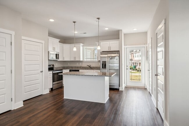 Building Photo - 7026 Magnolia Crossings