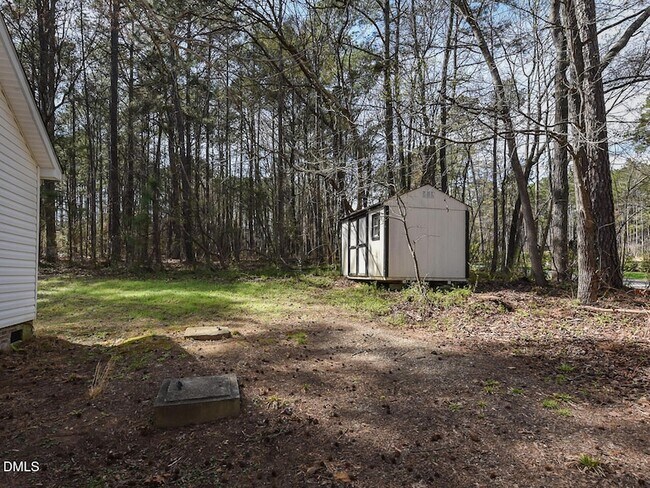 Building Photo - 4304 Amherst St