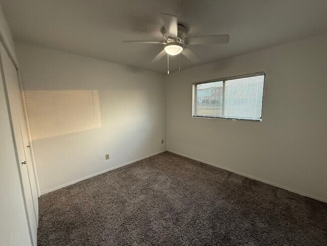 Building Photo - 5016 1st Ave NW