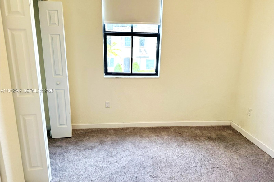 Building Photo - 10623 W 33rd Ct