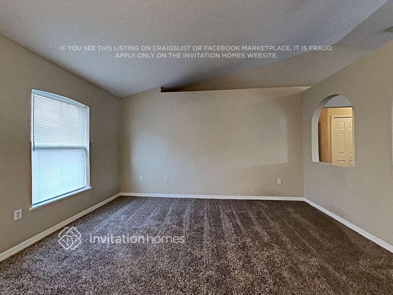 Building Photo - 919 Amboise Ln