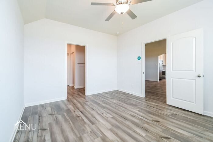 Building Photo - 1008 Wheatfield Ln