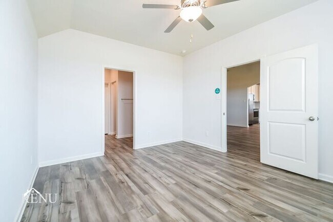 Building Photo - 1116 Wheatfield Ln