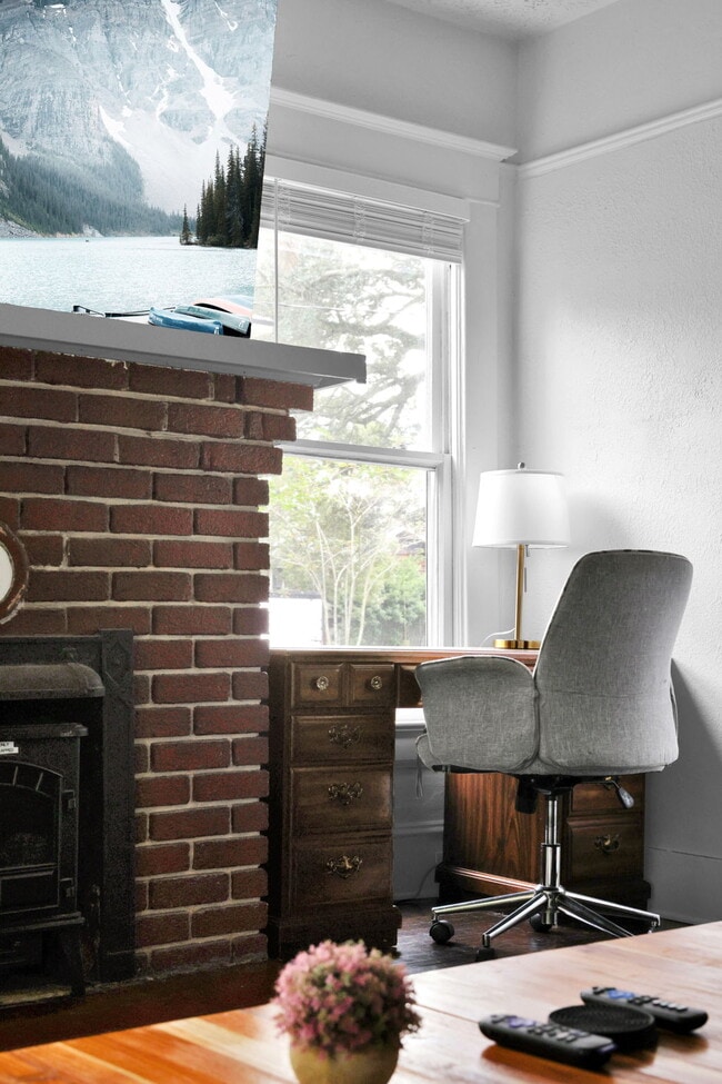 Building Photo - 2678 Post St