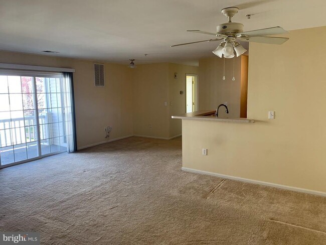 Building Photo - 110 Lionheart Ln