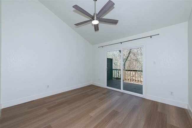 Building Photo - 2704 Catalina Dr