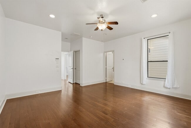 Building Photo - 2816 Rusk St