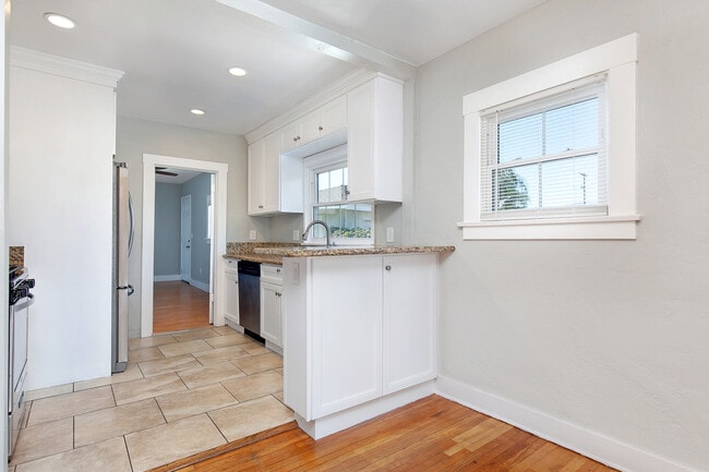 Building Photo - 4766 63rd St