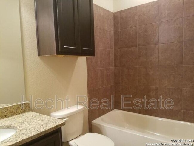 Building Photo - 222 Stacy Ln