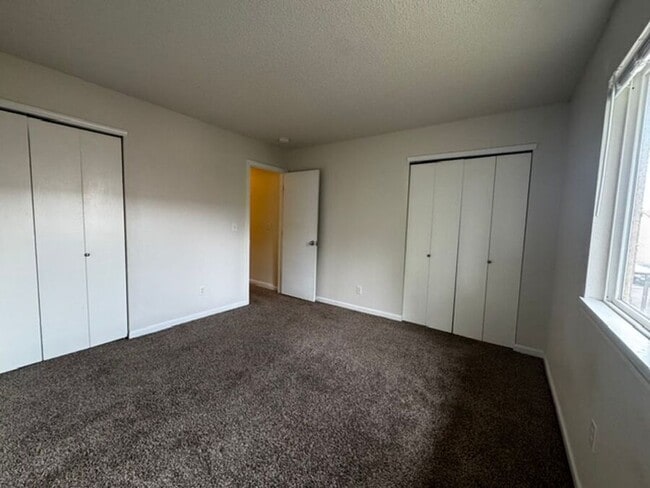 Building Photo - 3014 Starlight Cir