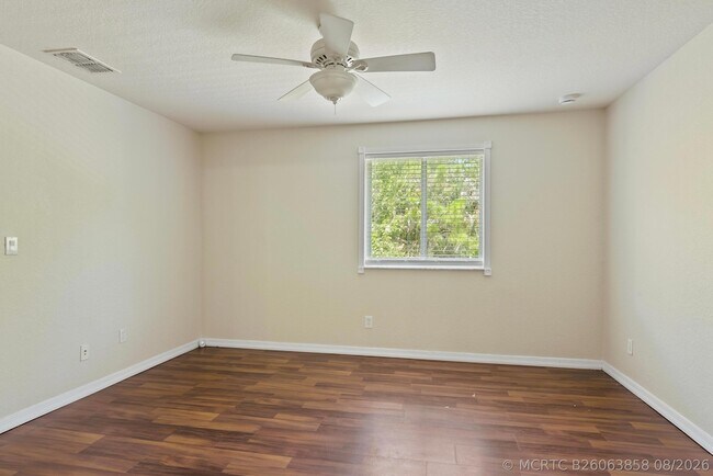 Building Photo - 2205 Marshfield Ct