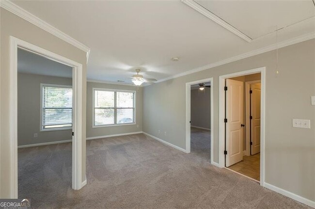 Building Photo - 2707 Silver Hill Terrace SE