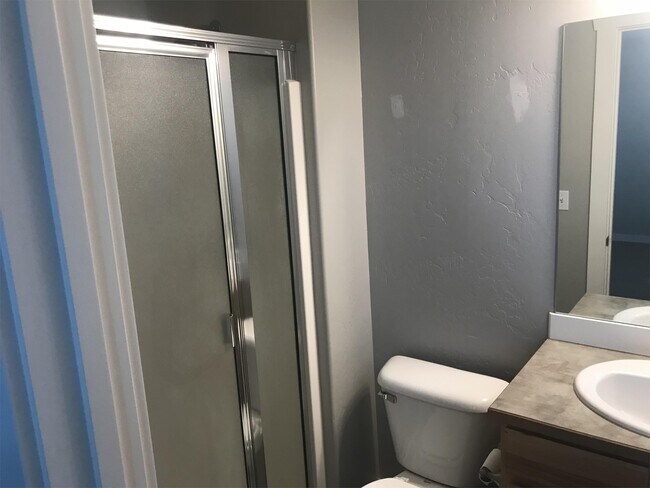 Building Photo - 1717 Bluestone Dr