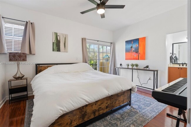 Building Photo - 2508 SW 14th Ave