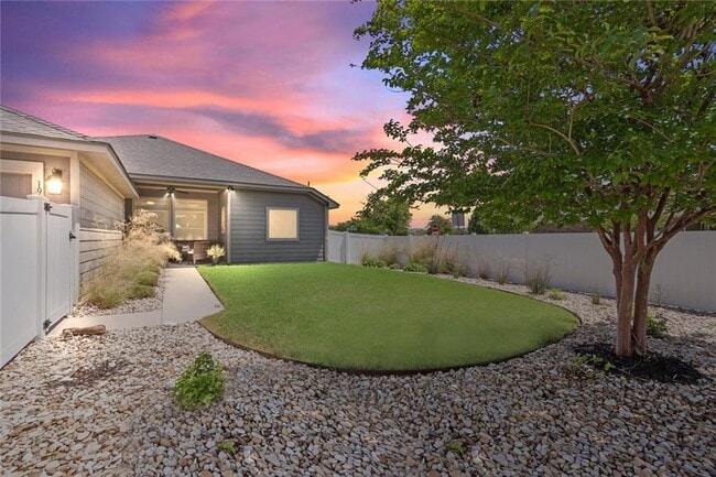 Building Photo - 1901 Discovery Blvd