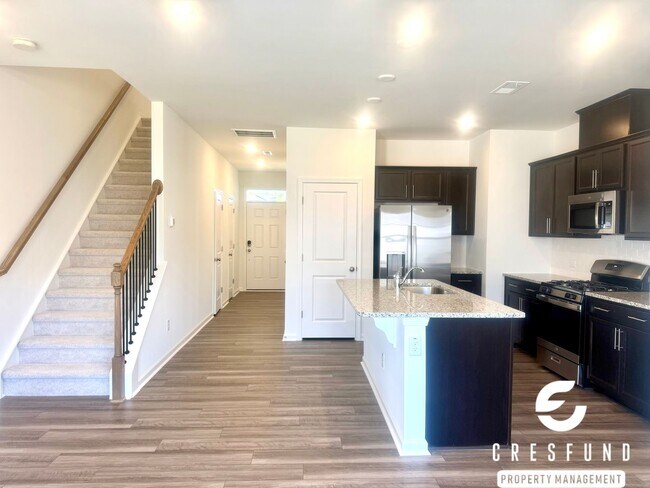 Building Photo - 473 Venetian Dr