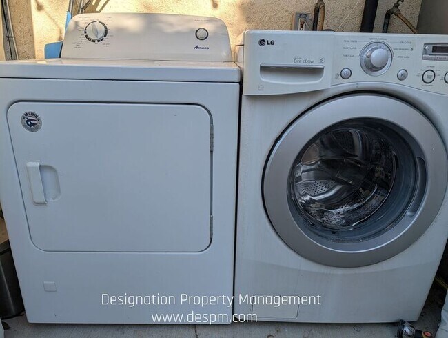 Building Photo - 6208-6212 Roy St