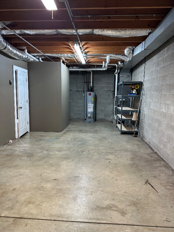 Building Photo - 10600 Big Cynthiana Rd