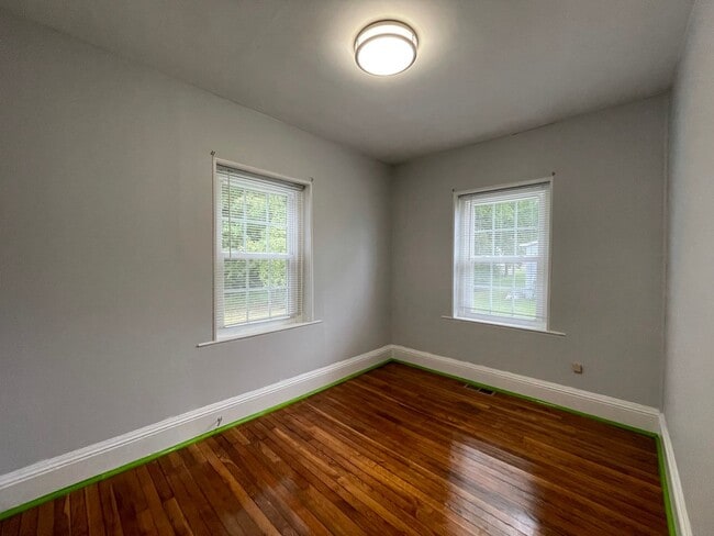 Building Photo - RENOVATED Cozy Ranch Rental Waiting For You!!
