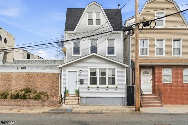 Building Photo - 87 Madison Ave