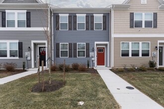 Building Photo - 128 JULIE Ln