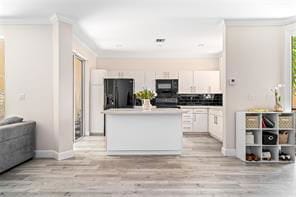 Building Photo - Northeast 34th Place, Aventura, FL 33180 -...