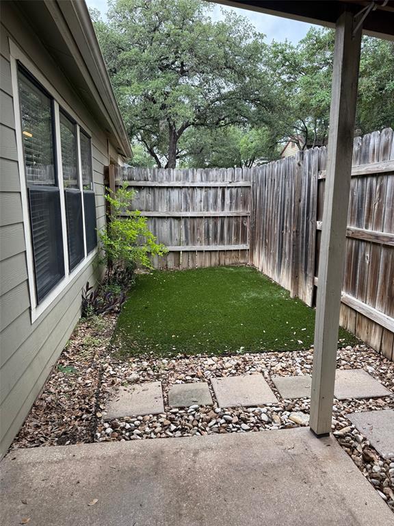Building Photo - 7825 Beauregard Cir